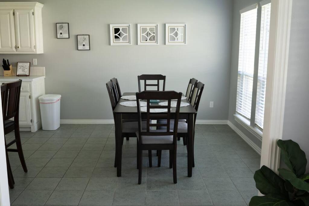 Walking Distance To Coler Mtn Bike - 3Br 2Ba Villa Bentonville Kültér fotó